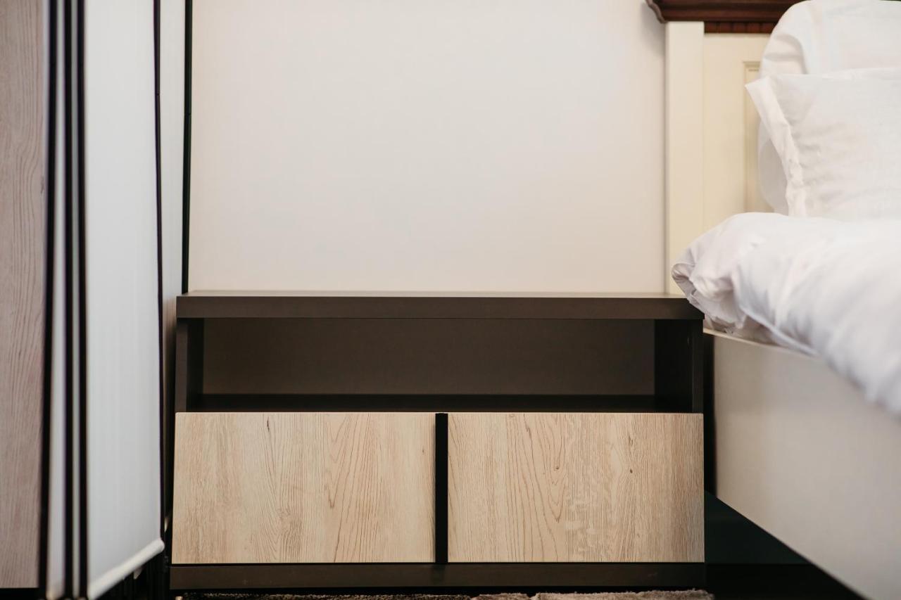 L&V Family Studio Apartment Sinaia Bagian luar foto
