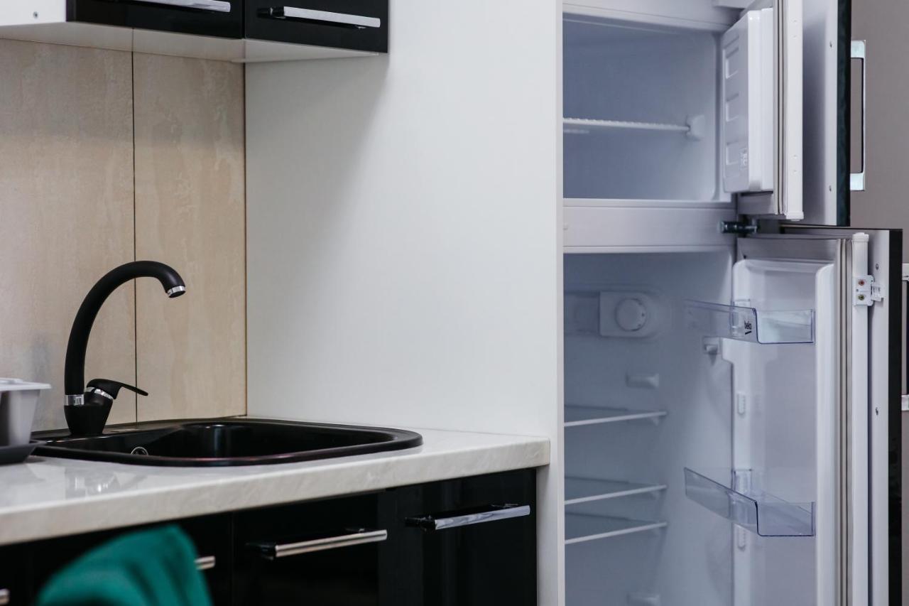 L&V Family Studio Apartment Sinaia Bagian luar foto