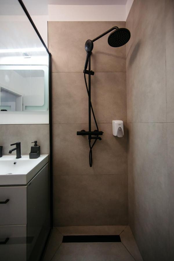 L&V Family Studio Apartment Sinaia Bagian luar foto